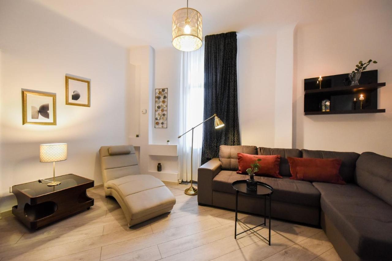 Amazing Location & Elegant Apt - Old Town Bucareste Exterior foto